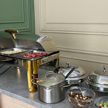 Resident Hotel Ташкент Экстерьер фото