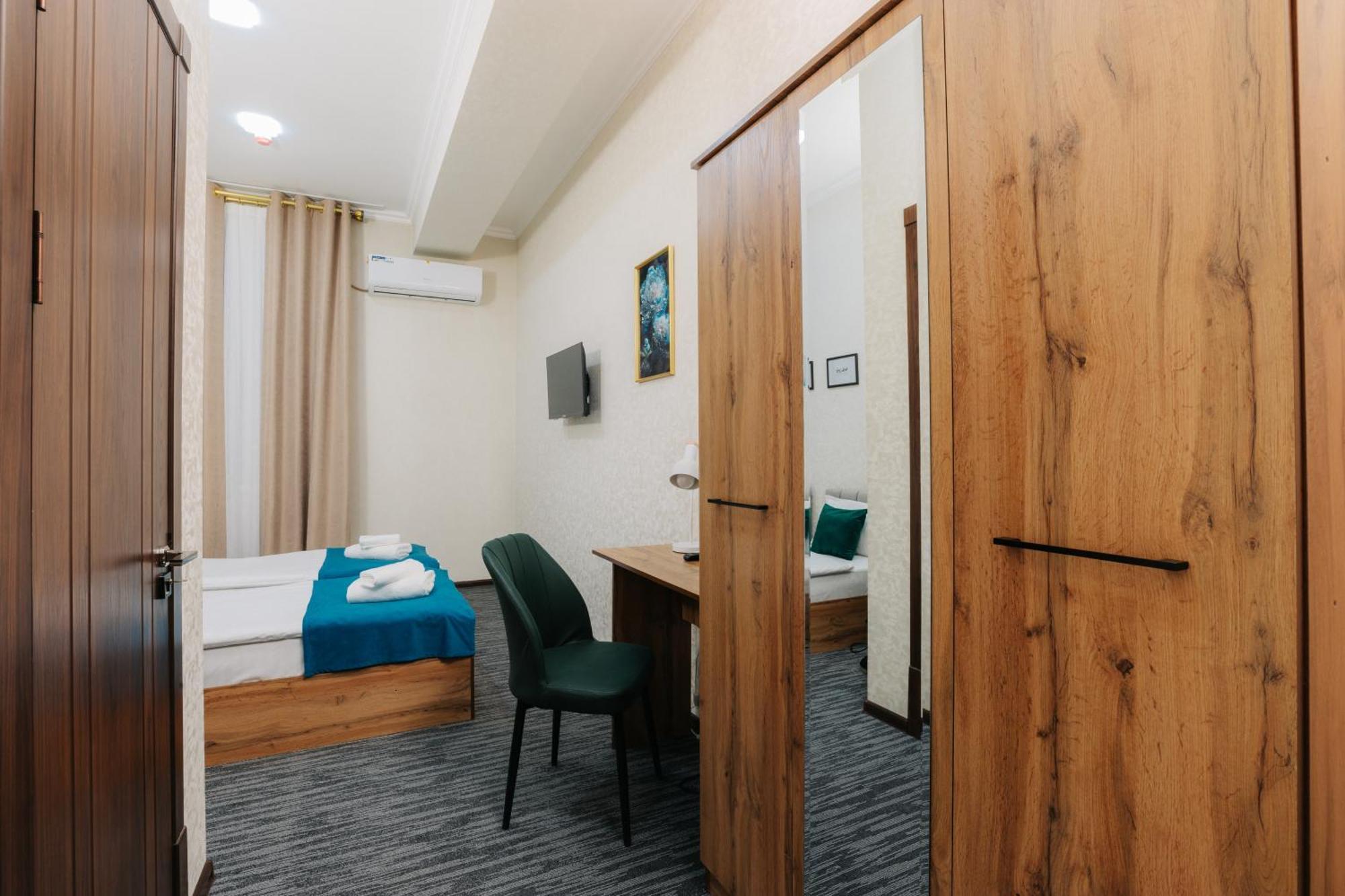Resident Hotel Ташкент Экстерьер фото